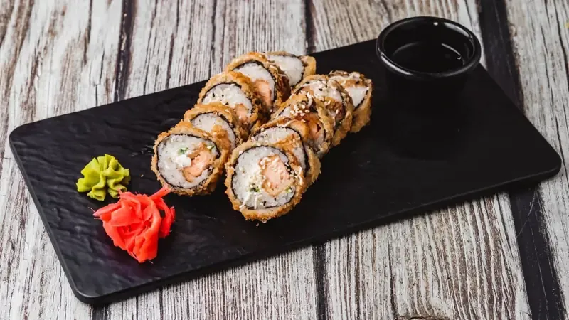 İsti Toyuqlu Roll